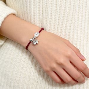 Pulsera de Hilo Rojo con Dije de Caballo en Plata de Ley 999, Joyería para Uso Diario de Mujer - Product Image 3
