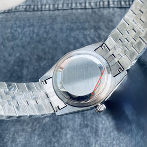Équipé d'un mouvement mécanique de qualité supérieure, fabriqué en acier inoxydable 316. Style classique. Montre mécanique pour homme - Product Image 3