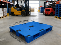 Palettes en plastique industrielles Huidu robustes à 3 roues, en PEHD recyclé, bleues, fermées, hygiéniques, à 4 entrées, L-L96, 0,5t