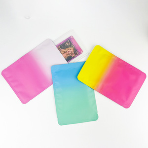 Bolsas de plástico coloridas de moda Accesorios de joyería Bolsas de embalaje de productos básicos - Product Image 4