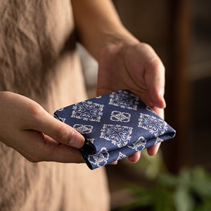 Serviette de thé carrée en damassé de style chinois, absorbante, pour le soin des théières et le nettoyage de la table - Product Image 1