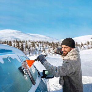 Brosse à neige détachable pour le nettoyage hivernal avec <span class=keywords><strong>grattoir</strong></span> à glace pour <span class=keywords><strong>pare</strong></span>-<span class=keywords><strong>brise</strong></span> de voiture - Product Image 3