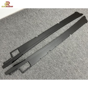 Jupes latérales en fibre de carbone mate style LB pour Lamborghini Aventador LP700 LP720 – Pièces et accessoires auto en carbone - Product Image 1