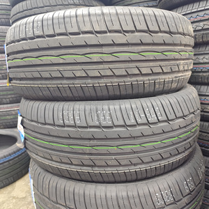 Pneu radial pour <span class=keywords><strong>voiture</strong></span> 225/50R17 Neuf Sans chambre à air Prix bas Achetez directement <span class=keywords><strong>de</strong></span> l'usine chinoise Garantie 1 an - Product Image 3