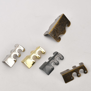 Soporte de esquina metálico estilo chino con orificio de 20 mm, herraje duradero para muebles, para protección de armarios - Product Image 3