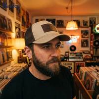 Gorra Trucker de Dos Tonos de Calidad, Estilo Urbano Hip Hop, para Uso Diario, Verano, Aire Libre, Regalo, con Vibe Musical de Tienda de Discos Estética