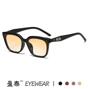 GM Women's <b>Sunglasses</b> 2024 <b>Retro</b> Cat Eye UV400 PC Frame Sun Protection Street Style - Product Image 1