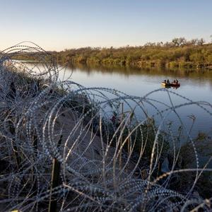 Giá rẻ chất lượng cao Dây thép gai chống leo lên lưỡi dao cạo dây thép gai hàng rào tù concertina dao cạo dây an ninh hàng rào 100m - Product Image 2