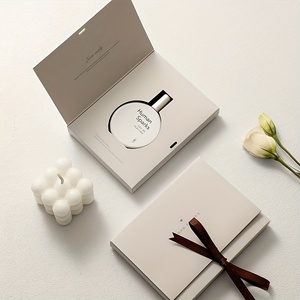 Bán Buôn Tùy Chỉnh Mỹ Phẩm Nước Hoa Hộp Cuốn Sách Phong Cách Tái Chế Nước Hoa Cứng Chai Bao Bì Hộp Với Bọt Chèn Trang - Product Image 5