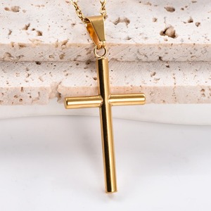 Colliers pendentifs croix cylindriques classiques pour hommes et garçons en acier inoxydable couleur or et argent, bijoux de mode pour la foi et la prière - Product Image 6