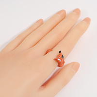 Bague ZRM populaire en alliage de zinc avec queue de renard mignonne pour le petit doigt des femmes, bijoux créatifs incrustés d'animaux rouges, vente en gros