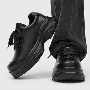 Zapatos Formales de Negocios de Lujo Hechos a Mano en Cuero Suave y Cómodo de Estilo Italiano, Zapatos de Boda de Alta Calidad, Tendencia de Moda, Flexibles - Product Image 1