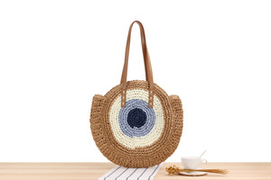 Vente en gros de nouveaux sacs fourre-tout ronds à bandoulière en rotin à la mode et sacs de paille frais pour femmes avec fermeture à glissière durables - Product Image 5