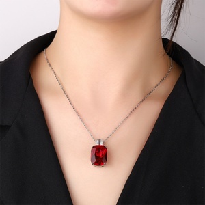 Collier simple en cuivre écologique avec pendentif rectangulaire en zircone cubique rouge 15*20mm, pierre précieuse colorée pour femmes - Product Image 5