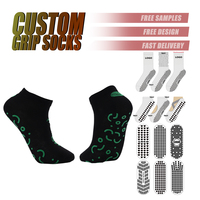 Chaussettes antidérapantes personnalisées avec logo OEM pour trampoline, chaussettes pour enfants, chaussettes antidérapantes pour parc de trampolines, chaussettes pour aire de jeux intérieure