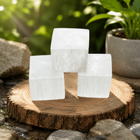 Cube de sélénite blanc naturel poli, bloc de cristal de quartz, spécimen minéral pour les rituels de guérison et la décoration intérieure