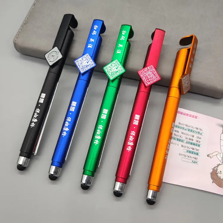 قلم مع قلم راية بلاستيكي ورقي قابل للسحب مع قلم طباعة رمز QR مدعوم