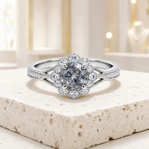 Bague marguerite en argent sterling 925 avec diamant sel et poivre naturel, grappe florale pavée à branches fendues, style vintage pour femme - Product Image 3