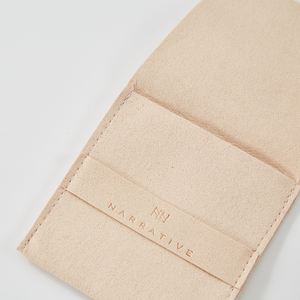 Bolsa de Microfibra de Lujo Personalizada de 8*8cm para Pulseras y Collares, Bolsa de Embalaje y Exhibición de Joyería con Banda - Product Image 4