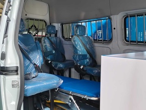 Nouvelle ambulance Ford T6 manuelle diesel avec brancard, pour soins intensifs et urgences, de haute qualité, du fabricant - Product Image 5