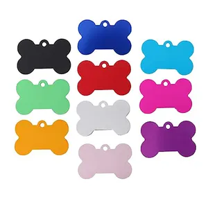 Commercio all'ingrosso personalizzato Silicone acciaio inossidabile metallo sublimazione alluminio cane nome Tag macchina per incidere in bianco ottone nero Dog Tag