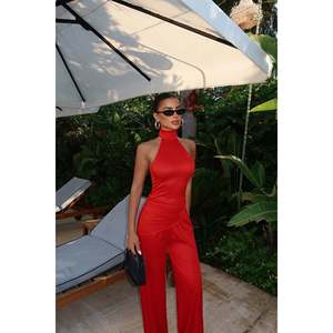 Ensemble de pantalon rouge pour femmes - Product Image 4