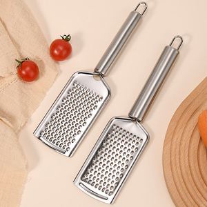 Râpe à fromage en acier inoxydable 304 avec poignée suspendue, ustensile de cuisine personnalisé, sûr pour les aliments, idéal pour le gingembre - Vente en gros - Product Image 3