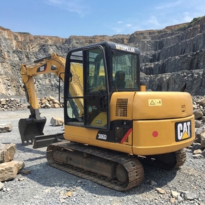 รถขุดตีนตะขาบ CAT 306 ขนาด 6 ตัน มือสอง สภาพดี เครื่องยนต์และปั๊มไฮดรอลิก CAT ของแท้ มีสินค้าในสต็อก เหมาะสำหรับงานจัดสวนเทศบาล - Product Image 1