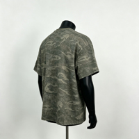T-shirt camouflage délavé pour homme, 230 g/m², vert vintage, coupe oversize, streetwear, épaules tombantes, en coton, motif graphique, personnalisable OEM