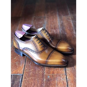 Zapatos de Boda para Hombre de Exquisita Fabricación, Oxford de Cuero Puro Marrón con Cordones, Hechos a Mano con Construcción Goodyear y Pintados a Mano - Product Image 4