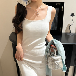Nueva Falda Elegante de Alta Gama con Tirantes <span class=keywords><strong>para</strong></span> <span class=keywords><strong>Mujer</strong></span>, Sexy, Ajustada, Estiliza, Puede Usarse como Vestido - Product Image 1