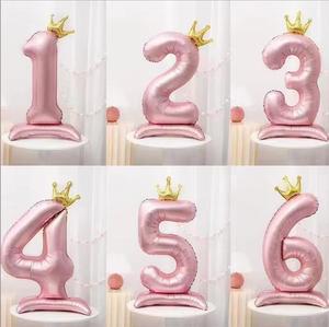 Globo con número de soporte de <span class=keywords><strong>42</strong></span> pulgadas con globos de papel de aluminio con base Decoraciones para fiestas de aniversario de cumpleaños Azul Rosa - Product Image 4