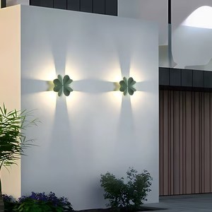 Lámpara de pared LED de estilo exquisito con diseño de trébol de cuatro hojas, montada en superficie para dormitorio, lámparas de pared LED. - Product Image 2