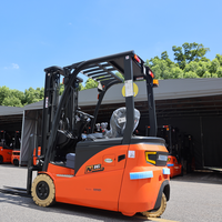 Forklift Elektrik Counterbalance Hemat Energi 1.6/1.8/2 Ton dengan Sistem Pengereman Stabil untuk Pengangkutan Barang di Gudang