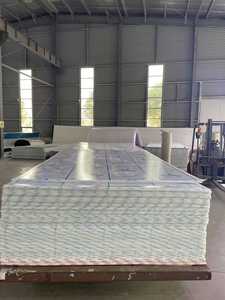 Fabrication d'usine OEM extérieur PC Sunshine Plate Feuilles creuses <span class=keywords><strong>Plaque</strong></span> solaire Panneaux nid d'abeille Feuilles de <span class=keywords><strong>polycarbonate</strong></span> - Product Image 2