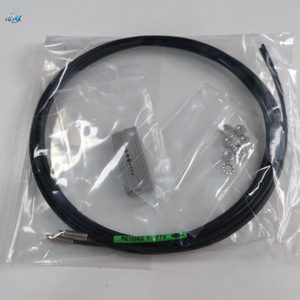 Keyence เซนเซอร์ใยแก้วนำแสงขนาดกะทัดรัด FU-77V | ป้องกันการกระเด็น | การตรวจจับระดับอุตสาหกรรมสำหรับการตรวจสอบ PCB/SMD - Product Image 1
