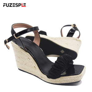 Femmes été <span class=keywords><strong>bout</strong></span> <span class=keywords><strong>ouvert</strong></span> chaussures à talons hauts semelle épaisse sandales <span class=keywords><strong>compensées</strong></span> chaussures de pêcheur romain grande taille <span class=keywords><strong>Espadrilles</strong></span> taille 45 talon compensé - Product Image 4