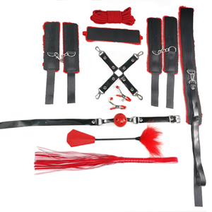Kit de Bondage de Cuero BDSM al por Mayor para Parejas, con Arnés, Látigo y Accesorios SM para Uso Adulto - Product Image 4