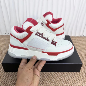 Chaussures décontractées à plateforme de style streetwear américain, tendance, de haute qualité et luxueuses, adaptées aux hommes et aux femmes. - Product Image 1