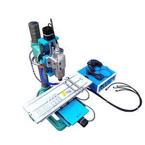 Máquina <span class=keywords><strong>de</strong></span> Grabado Vertical CNC Router 1.5KW 3 Ejes 4 Ejes con Riel Cuadrado 3040L, Mesa <span class=keywords><strong>de</strong></span> Acero para Tallado y Corte <span class=keywords><strong>de</strong></span> Madera y Metal - Product Image 1