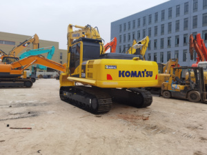 Excavatrice sur chenilles Komatsu PC220 d'occasion, 22 tonnes, d'origine japonaise, PC220-7 PC220-8, pelle hydraulique d'occasion - Product Image 5