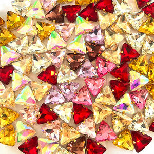 Diamantes de imitación para coser, Parte posterior plana, triángulo, cristal, garra, taladro, Color, cosido a mano, DIY, accesorios para zapatos de boda, 20 piezas - Product Image 1