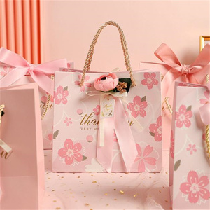 Bolsas de Papel de Regalo de Joyería para Propuesta de Matrimonio, de Cartón Blanco con Lámina Metálica y Logotipo Personalizado - Product Image 2