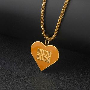 Colgante de Acero Inoxidable Chapado en Oro con Forma de Corazón y Resina Incrustada, Engaste de Bisel, Joyería Romántica Unisex para Fiesta - Product Image 4