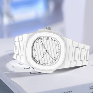 New Fashion OEM ODM Plastic Designer Watches with Calendar Luxury Watches Quartz Watch Clock Custom Logo - Product Image 4