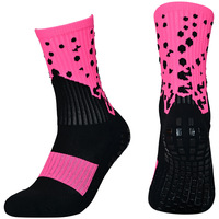 Chaussettes de football professionnelles dynamiques pour l'été, respirantes, antidérapantes, durables, réfléchissantes la nuit, tricotées, ODM
