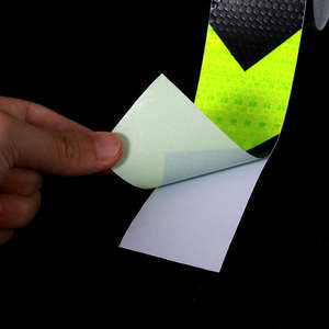 Nastro di sicurezza ad alta visibilità con frecce fluorescenti adesivo riflettente per la marcatura del pavimento della costruzione di logistica nastro riflettente - Product Image 3