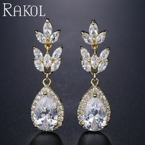 Boucles d'oreilles en forme de poire en cristal de zircon bleu plaqué noir rakol EP2483 - Product Image 6