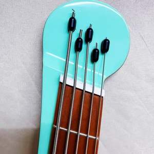 Guitare <span class=keywords><strong>basse</strong></span> électrique sans tête à cinq <span class=keywords><strong>cordes</strong></span> MusicBus Fan Piece pour instruments à graves, portable pour les performances et les répétitions - Product Image 3