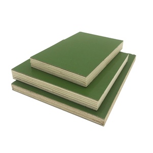 Panneau <span class=keywords><strong>de</strong></span> contreplaqué phénolique moderne 4x8 avec film vert, panneau <span class=keywords><strong>de</strong></span> construction en plastique PP - Product Image 1
